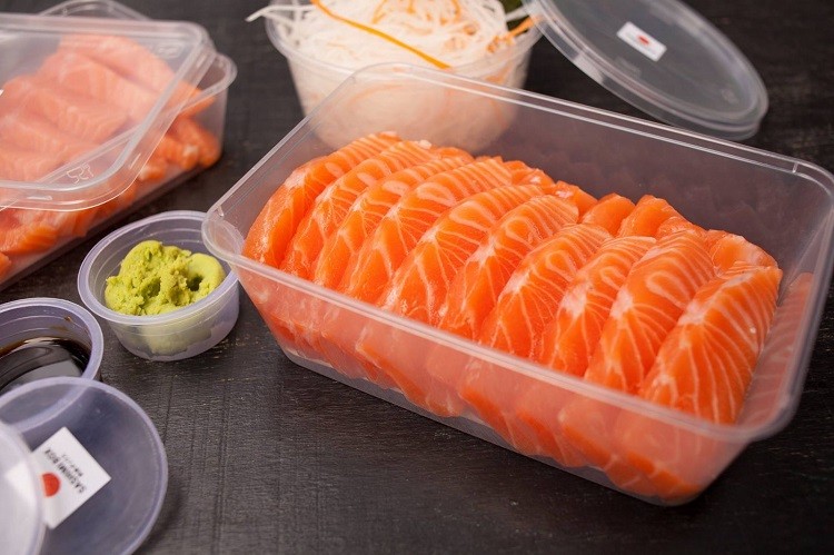 Cá hồi đóng hộp