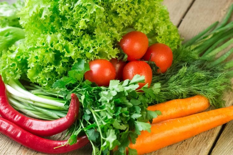 chế độ ăn uống nhiều rau xanh tốt cho bệnh nhân sỏi thận