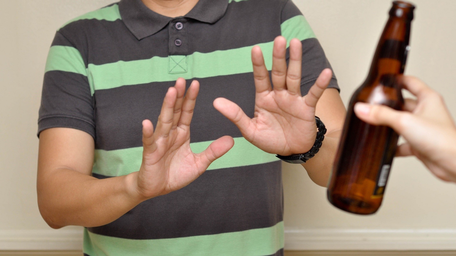 Không hút thuốc lá, rượu bia