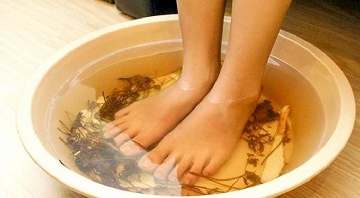 Lạnh tay chân uống gì, ăn gì Lạnh tay chân, lạnh tay chân uống gì