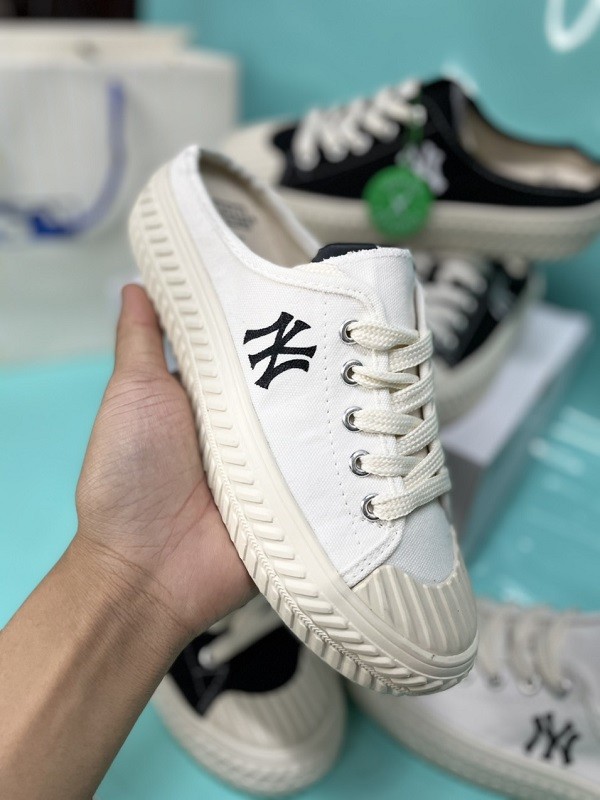 giày sục mlb trắng, giày sục mlb chính hãng, giày sục mlb