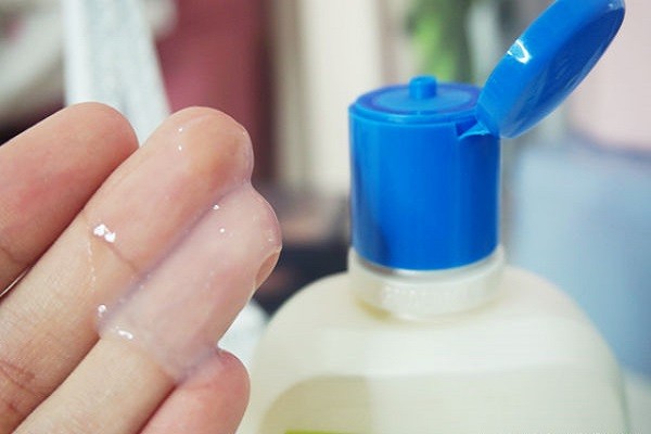 sữa rửa mặt cetaphil có trị mụn không, sữa rửa mặt cetaphil có đẩy mụn không, sữa rửa mặt cetaphil trị mụn có tốt không, sữa rửa mặt cetaphil có trị mụn đầu đen không